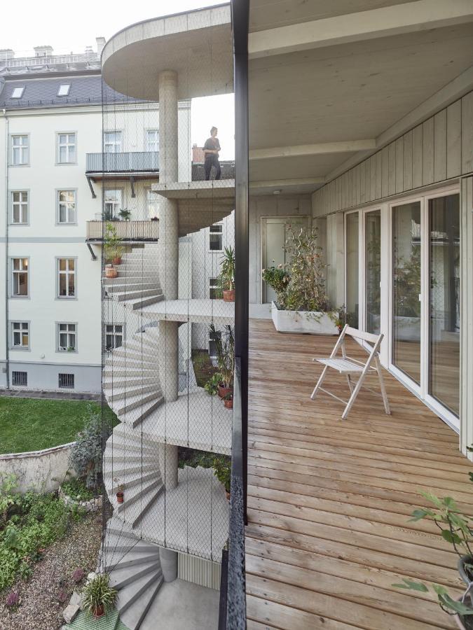 Stilvoll Und Luftig Im Herzen Von Linz Bagian luar foto